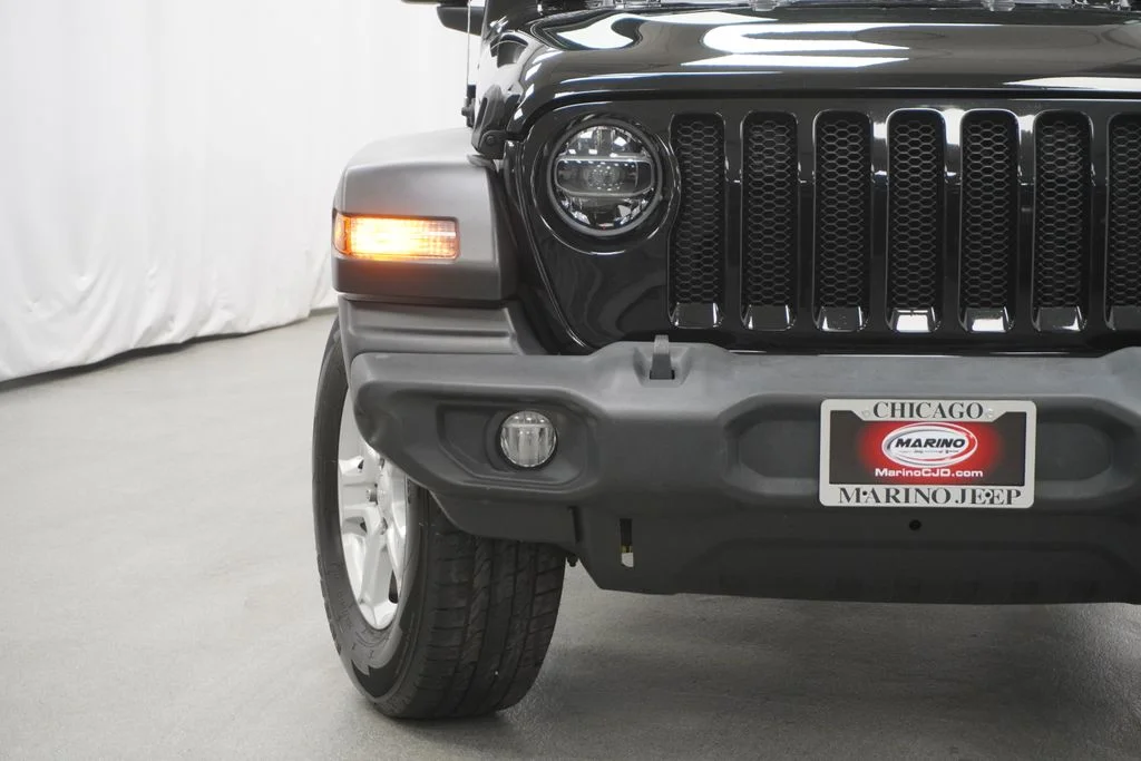 Used 2021 Black Jeep Unlimited Sport S image 7
