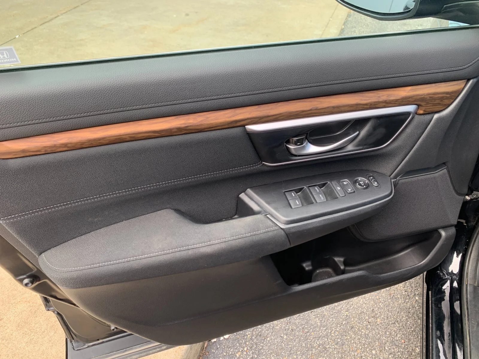 Used 2021 Black Honda AWD EX image 11