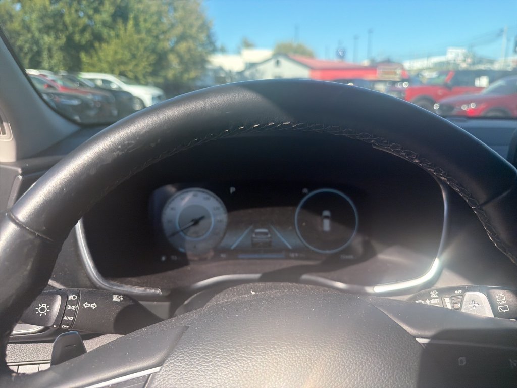 Used 2022 Red Hyundai XRT image 18