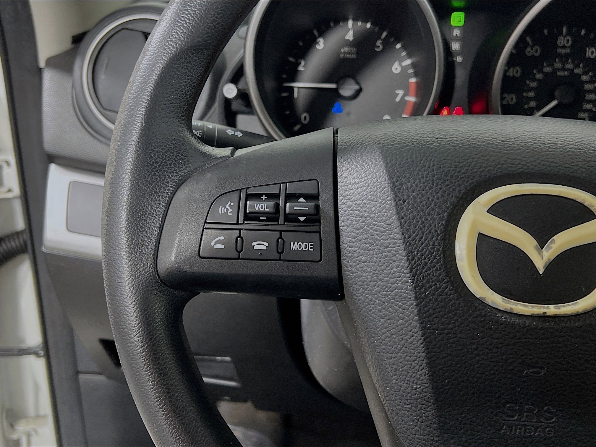 Used 2011 Crystal White Pearl Mica Mazda i Touring image 15