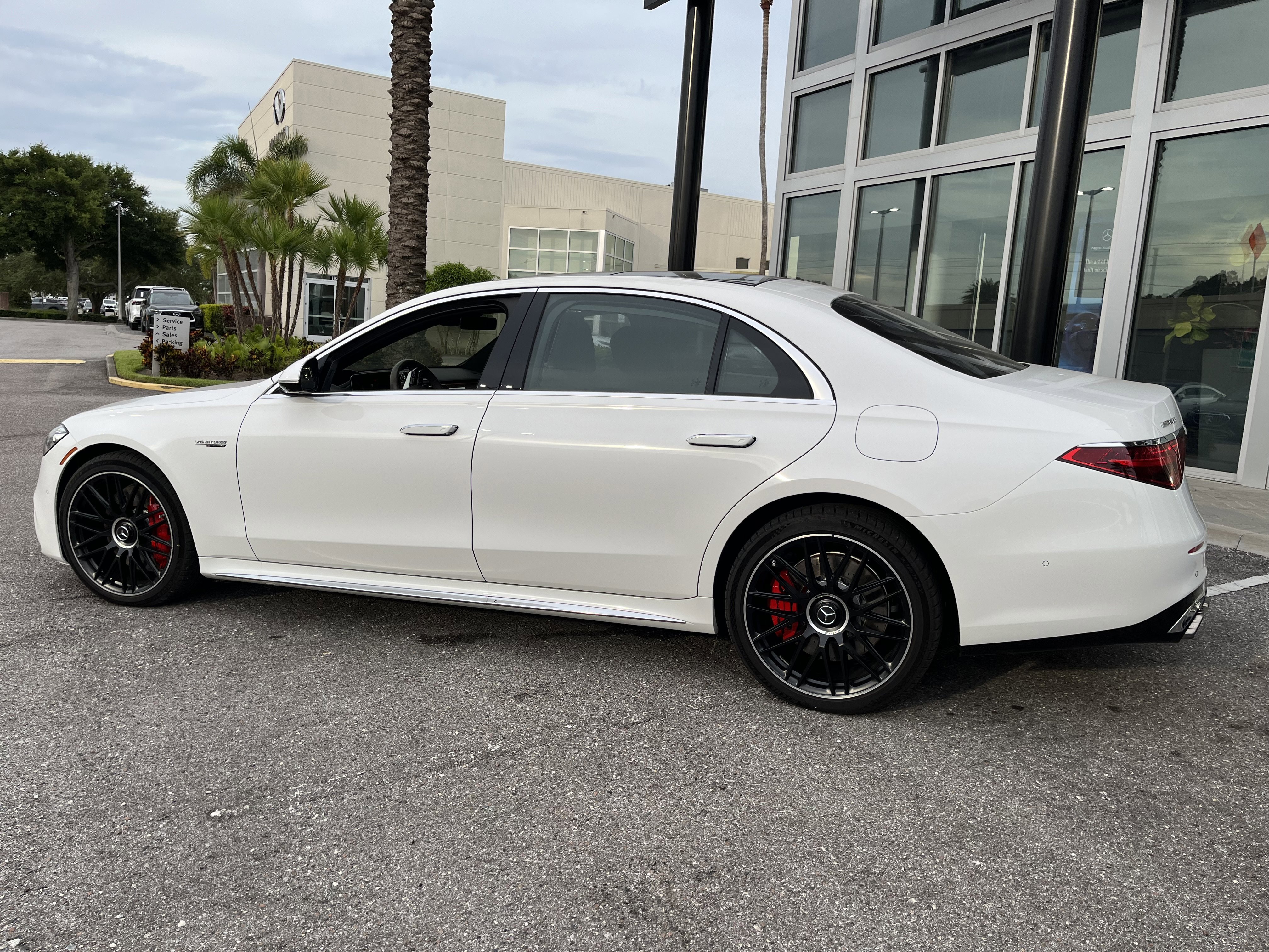 2026 Mercedes-Benz S-Class AMG S 63 - Photo 46