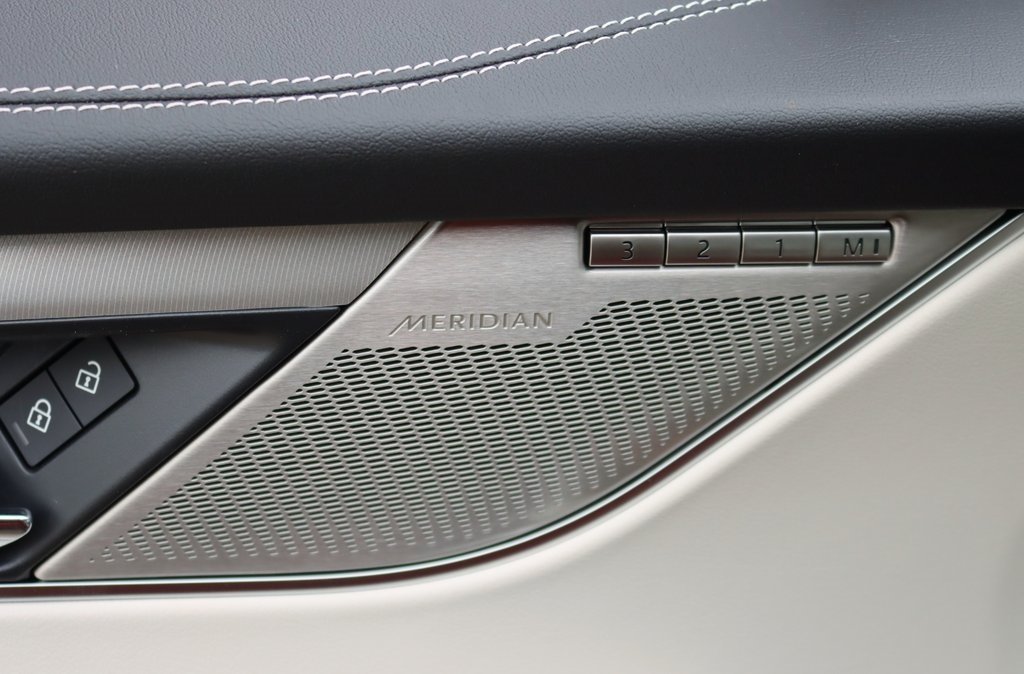 2026 JAGUAR F-PACE - Image 11