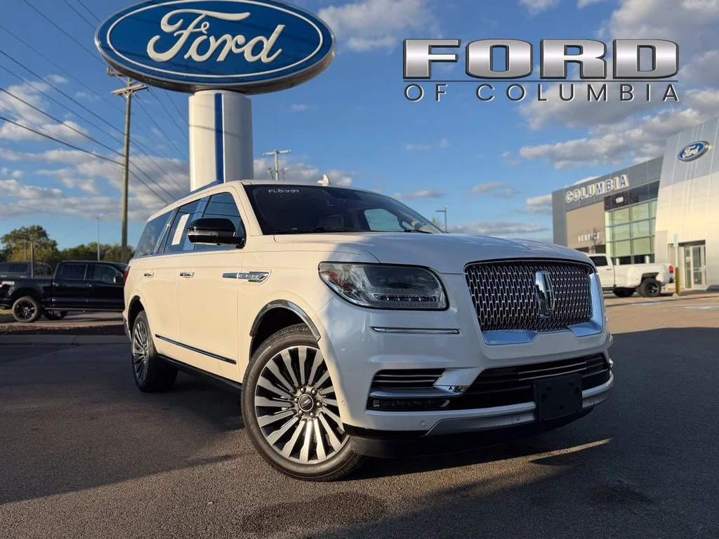 Used 2019 White Lincoln Reserve image 1