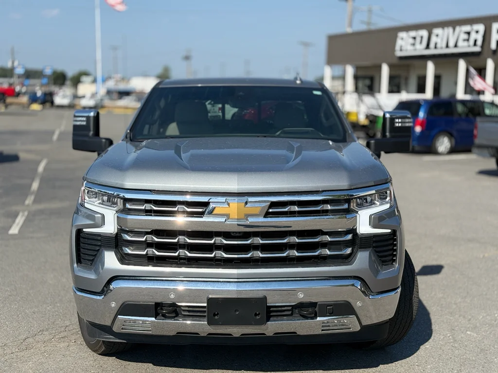 Used 2024 Chevrolet Silverado 1500 LTZ with VIN 3GCUDGE84RG252324 for sale in Little Rock