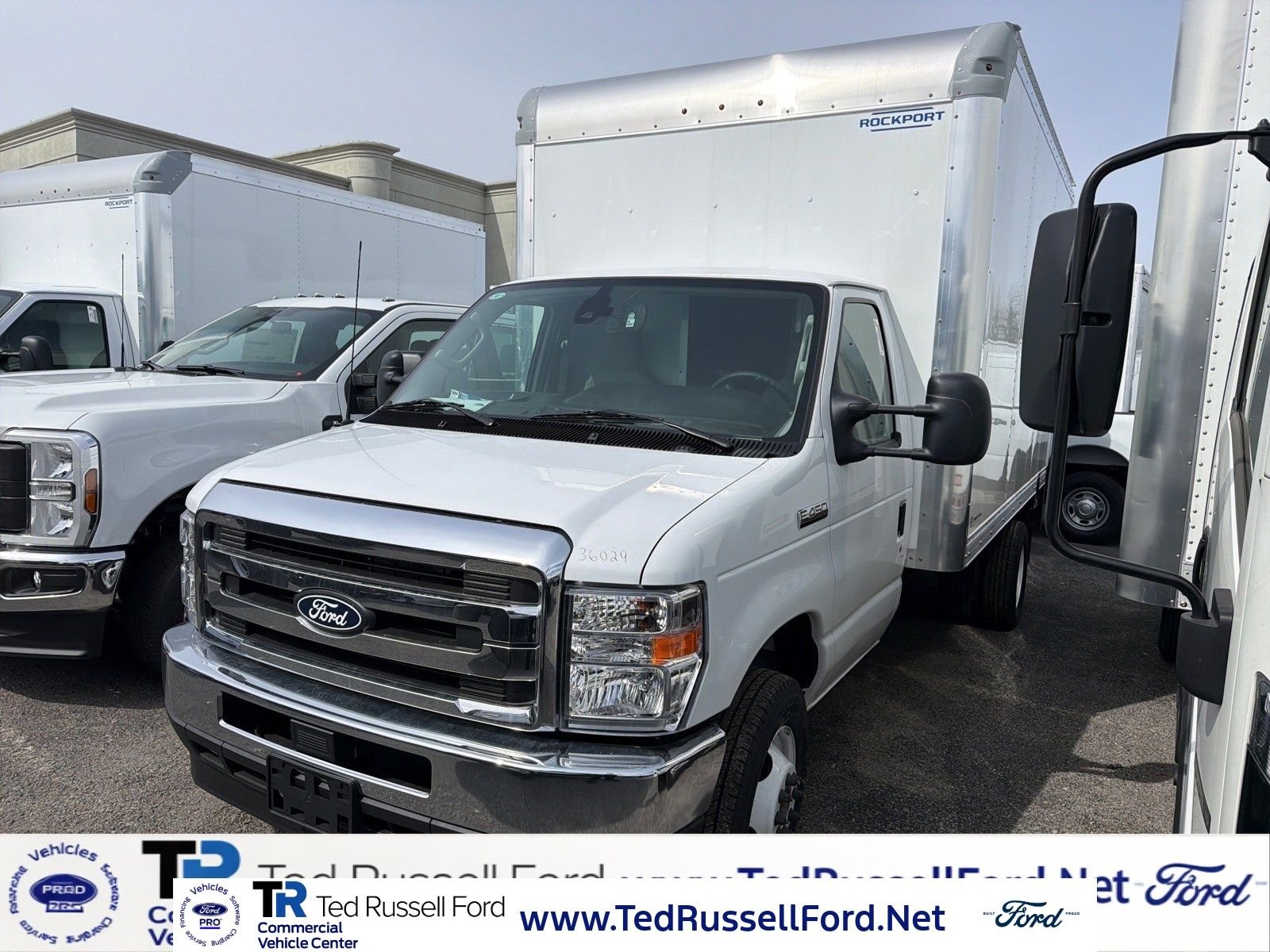 2026 Ford E-Series DRW E-450 Super Duty 158 in WB's photo