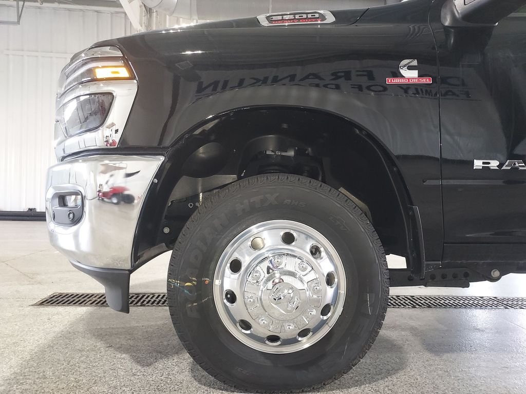 2026 RAM 3500 Laramie - Photo 16