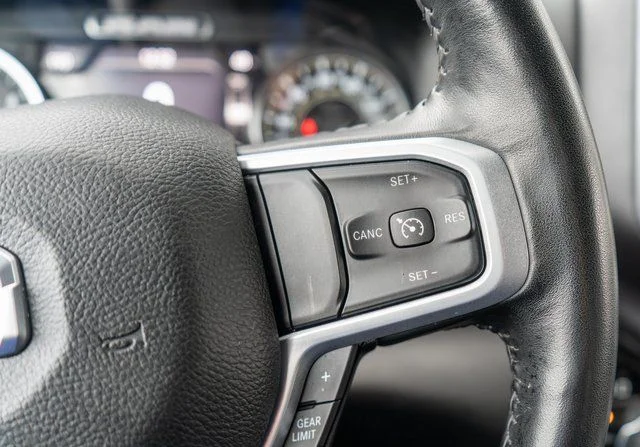 Used 2022 Silver Ram Big Horn/Lone Star image 26