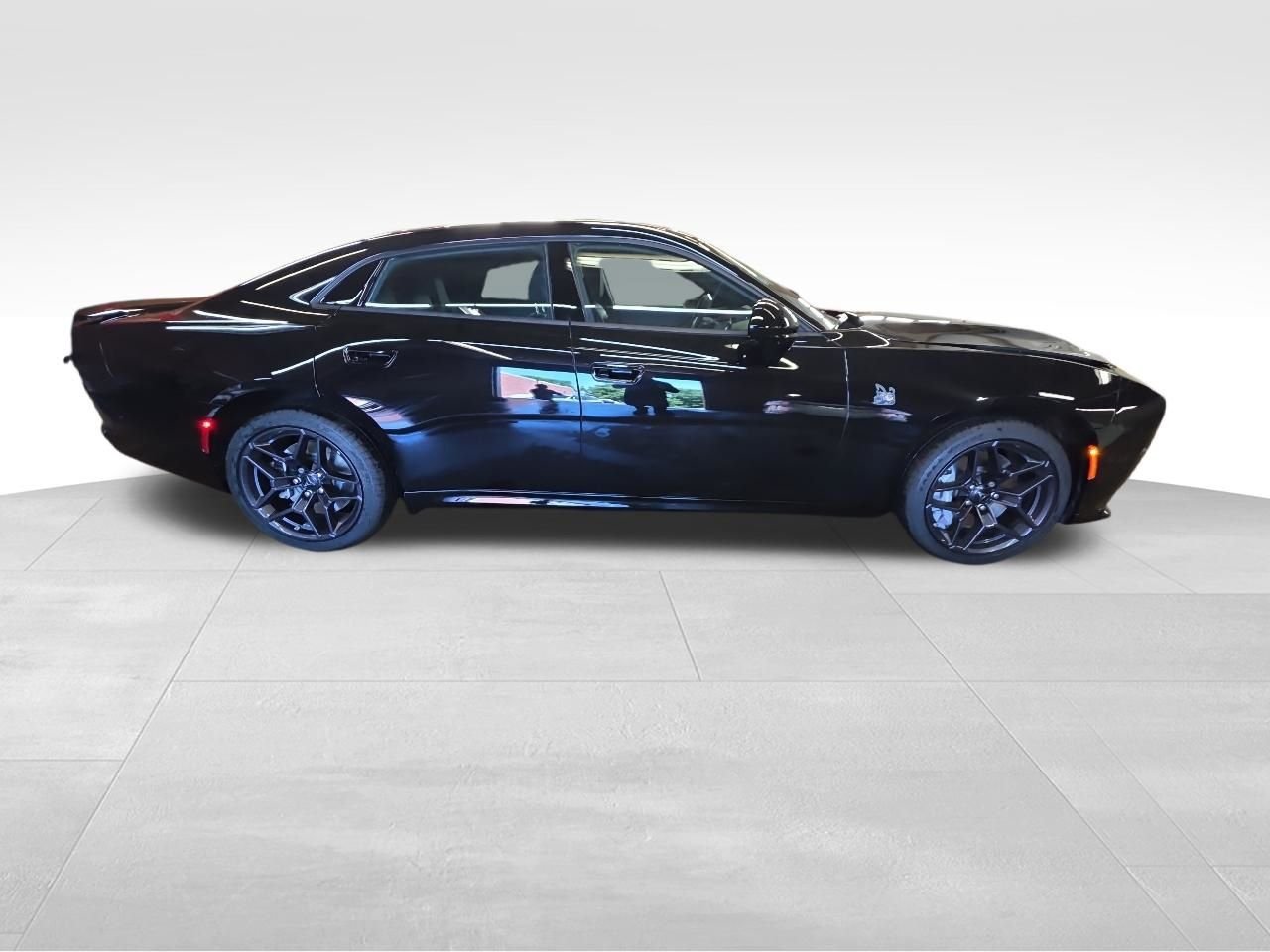 New 2026 Diamond Black Crystal Pearlcoat Dodge R/T Scat Pack image 9