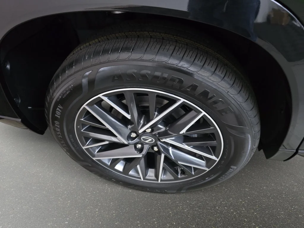 New 2026 Caviar Lexus PREMIUM AWD image 28