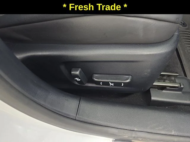 Used 2017 Ultra White Lexus 300 image 31