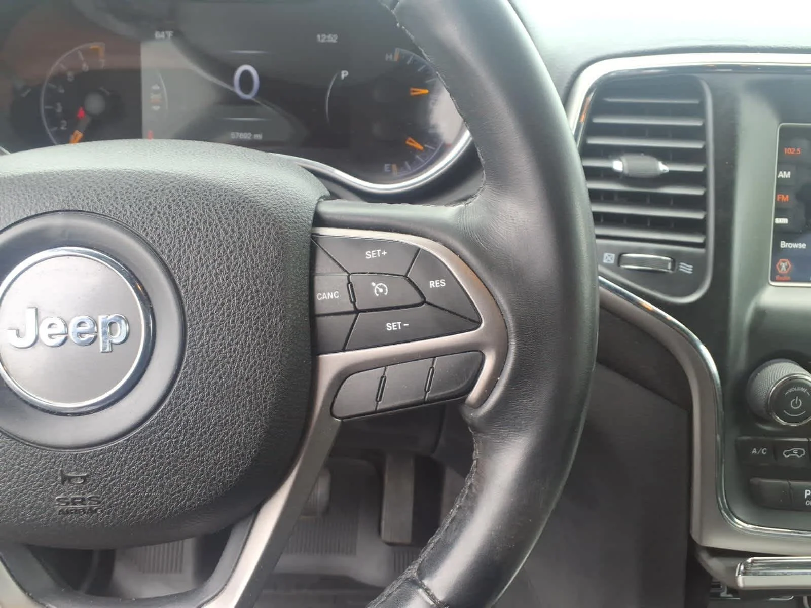 Used 2018 Bright White Clearcoat Jeep Laredo E image 23