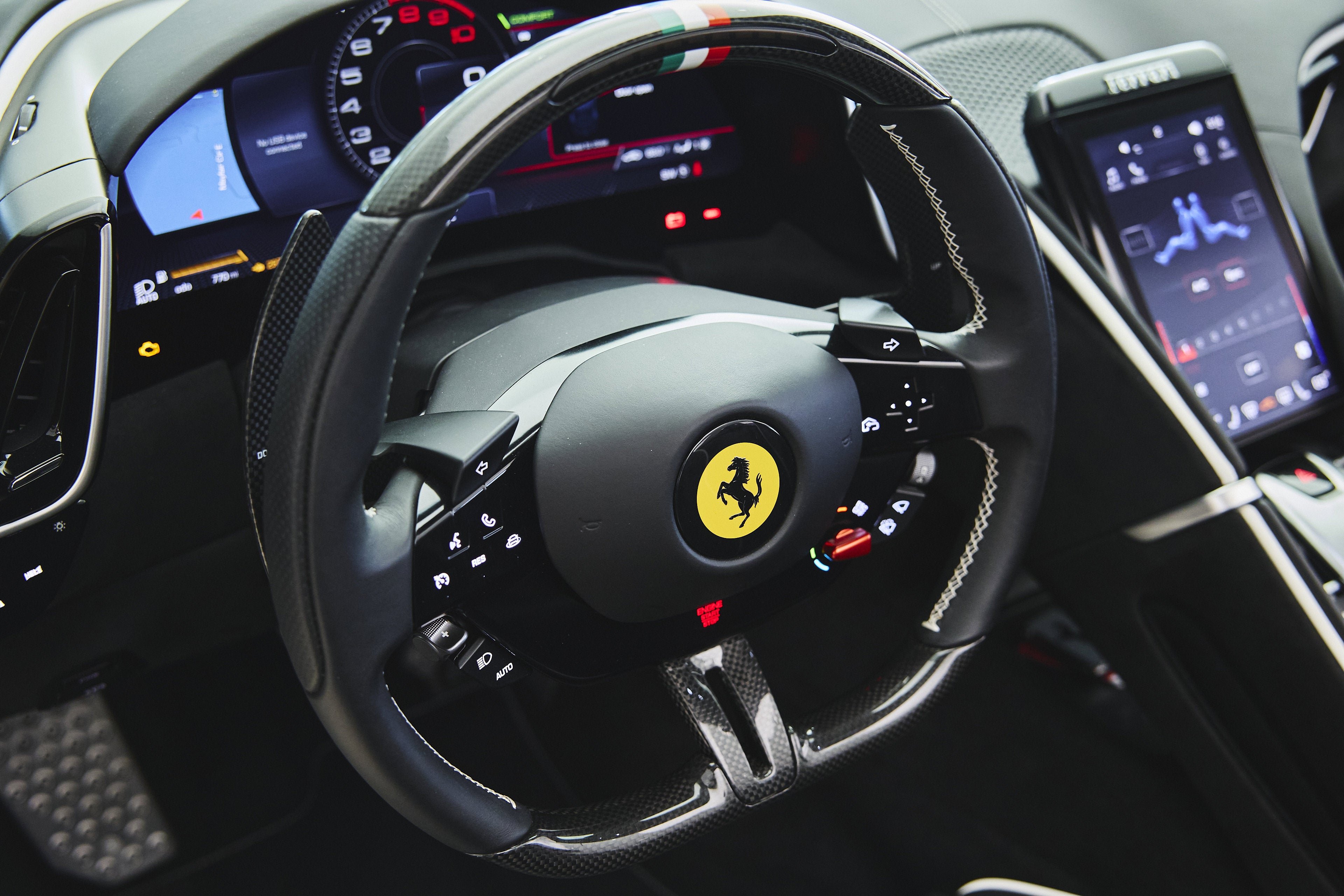 2024 Ferrari Roma Base - Photo 27