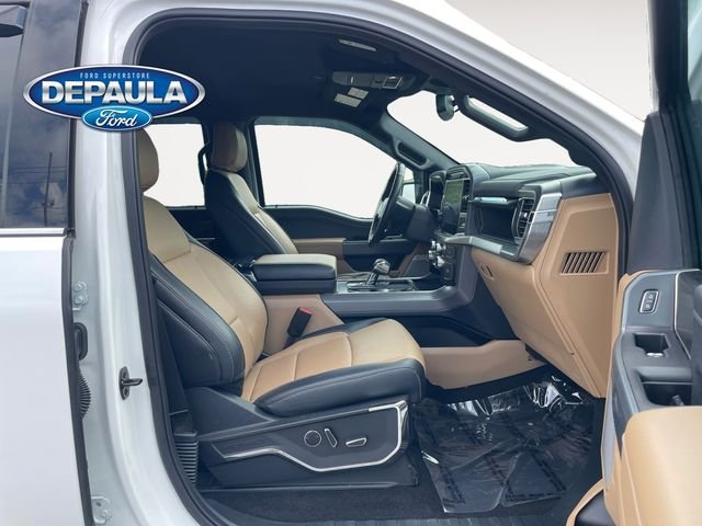 Used 2023 White Ford Lariat image 19