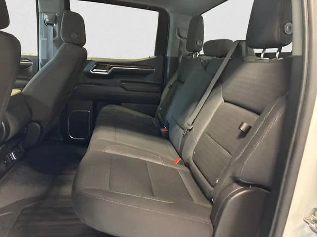 Used 2024 Summit White GMC Elevation image 14