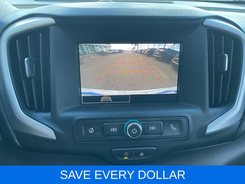 Used 2024 White GMC SLE image 10