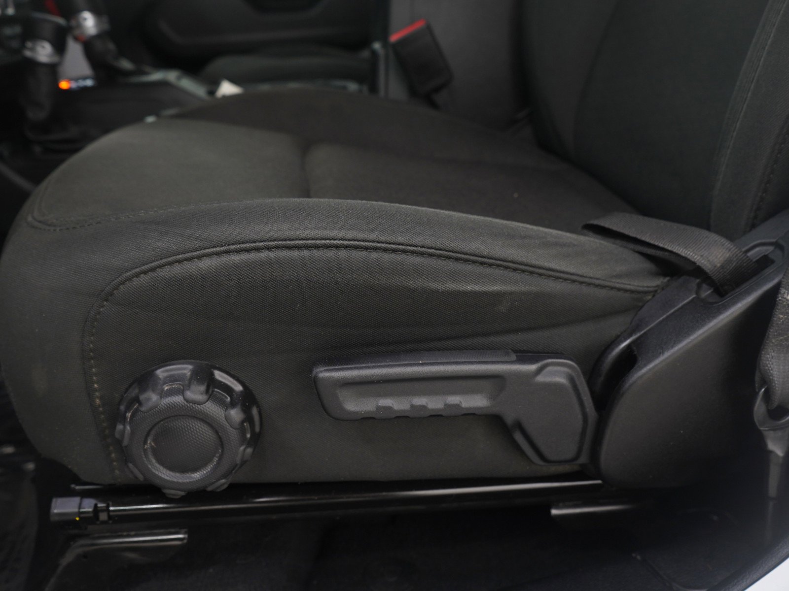 Used 2023 Bright White Clearcoat Jeep Sport image 24