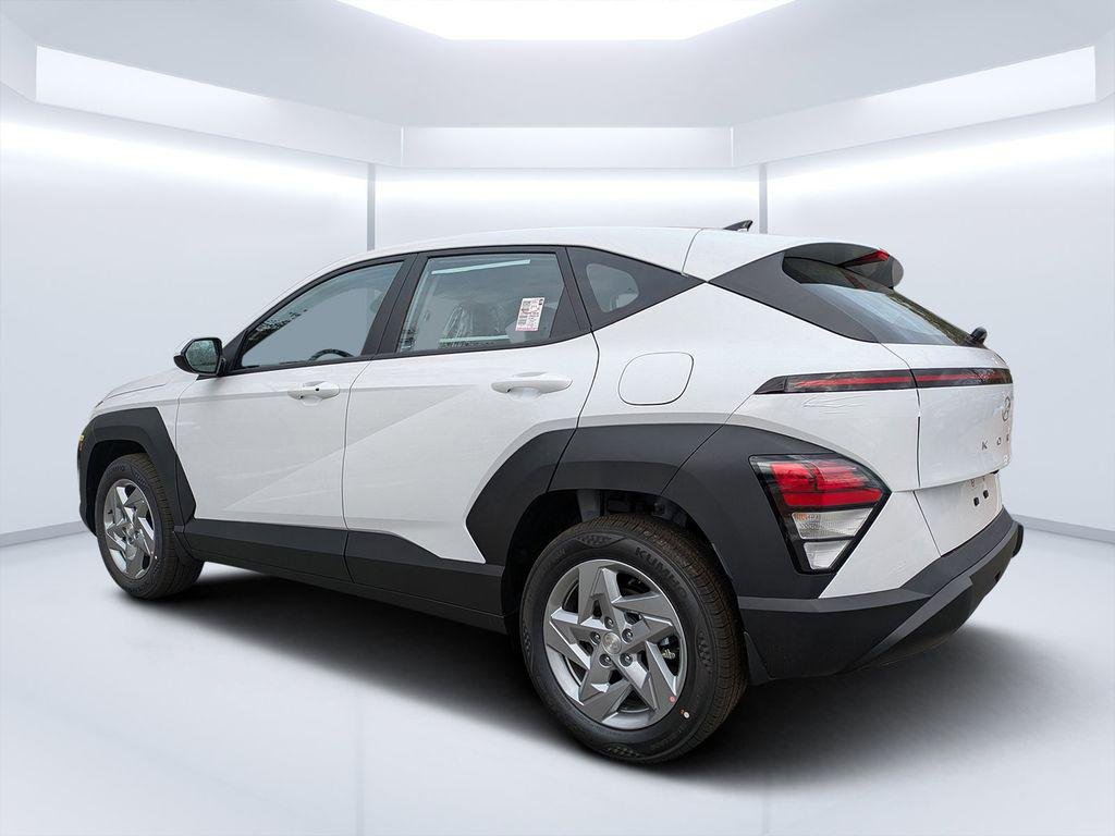 New 2026 White Hyundai SE FWD image 8