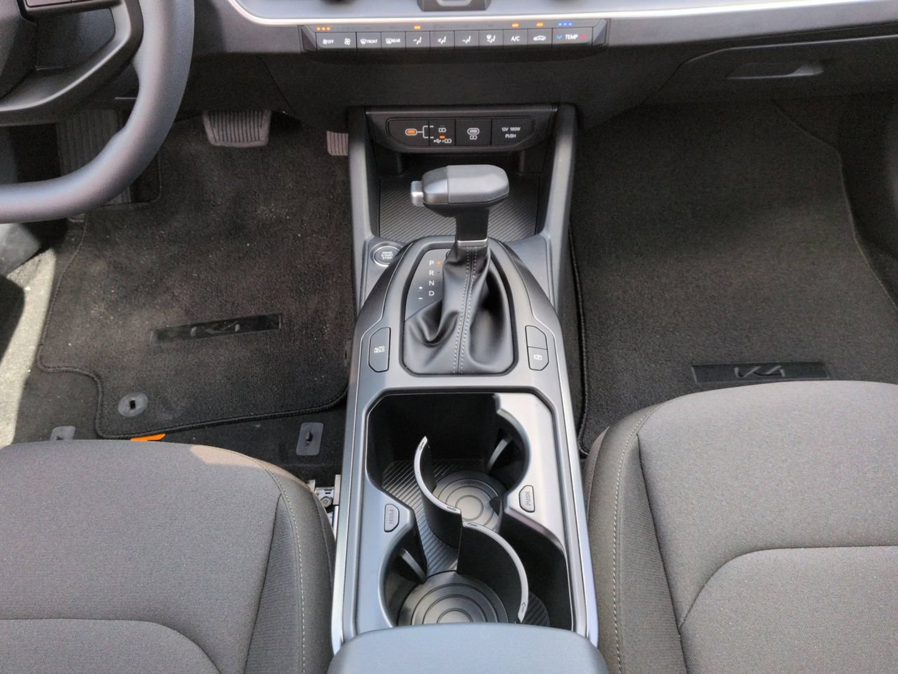 New 2026 Snow White Pearl Kia LXS image 12