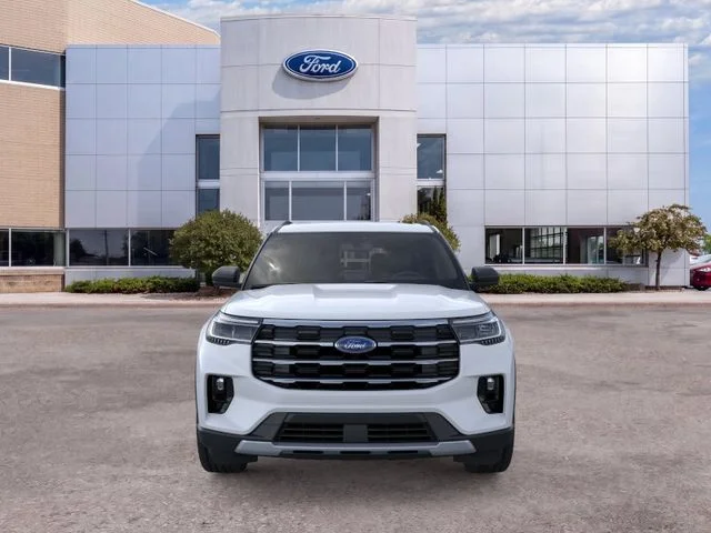 Used 2026 White Metallic Ford Active image 6