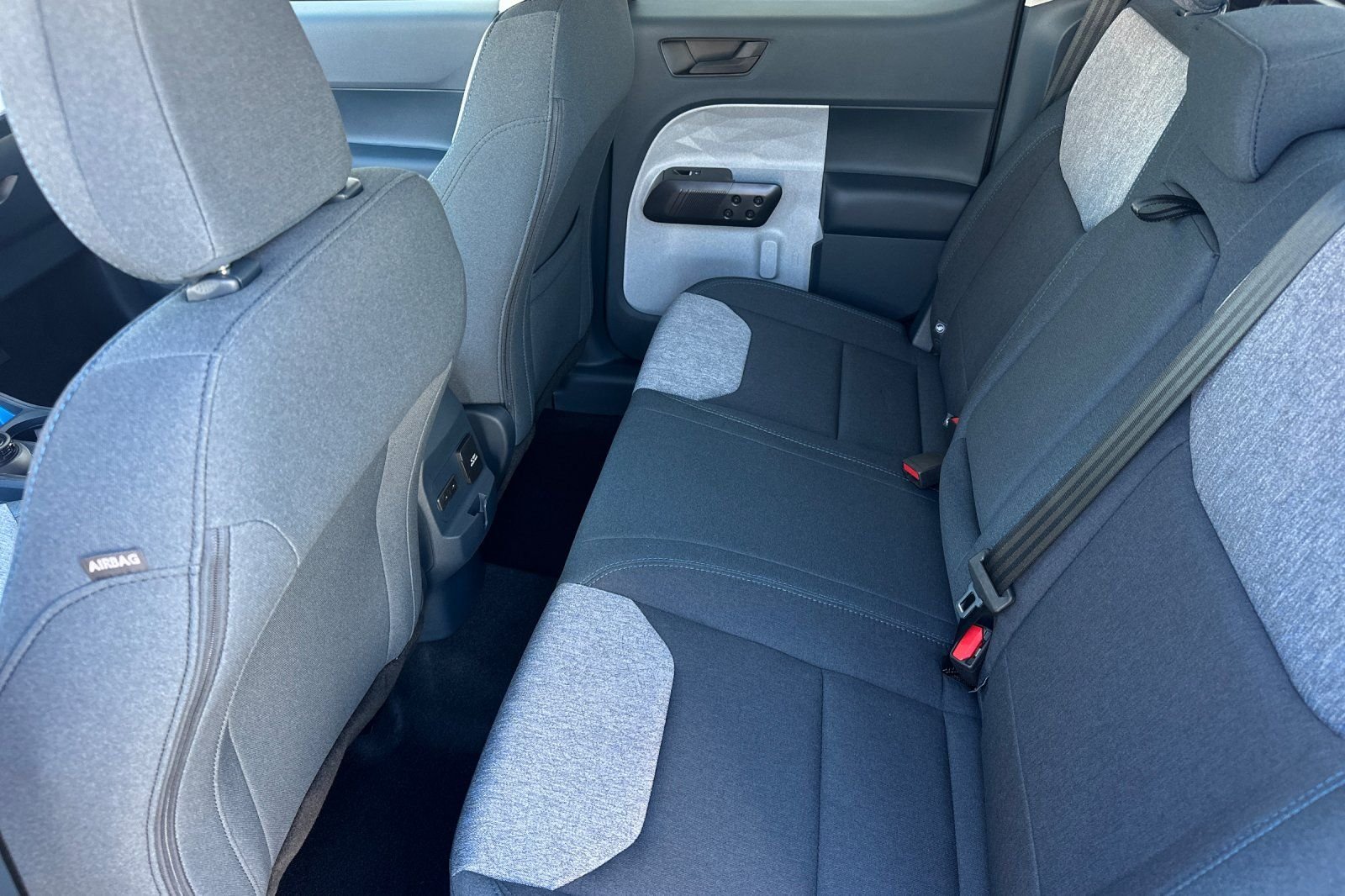 2025 Ford Maverick XLT - Photo 11