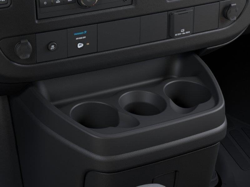 New 2026 Summit White GMC Work Van image 23