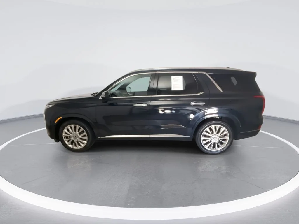 Used 2020 White Hyundai Limited image 7