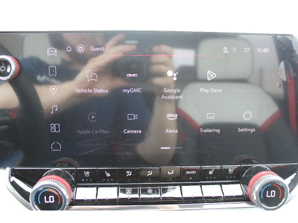 2025 GMC Canyon AT4 - Photo 16