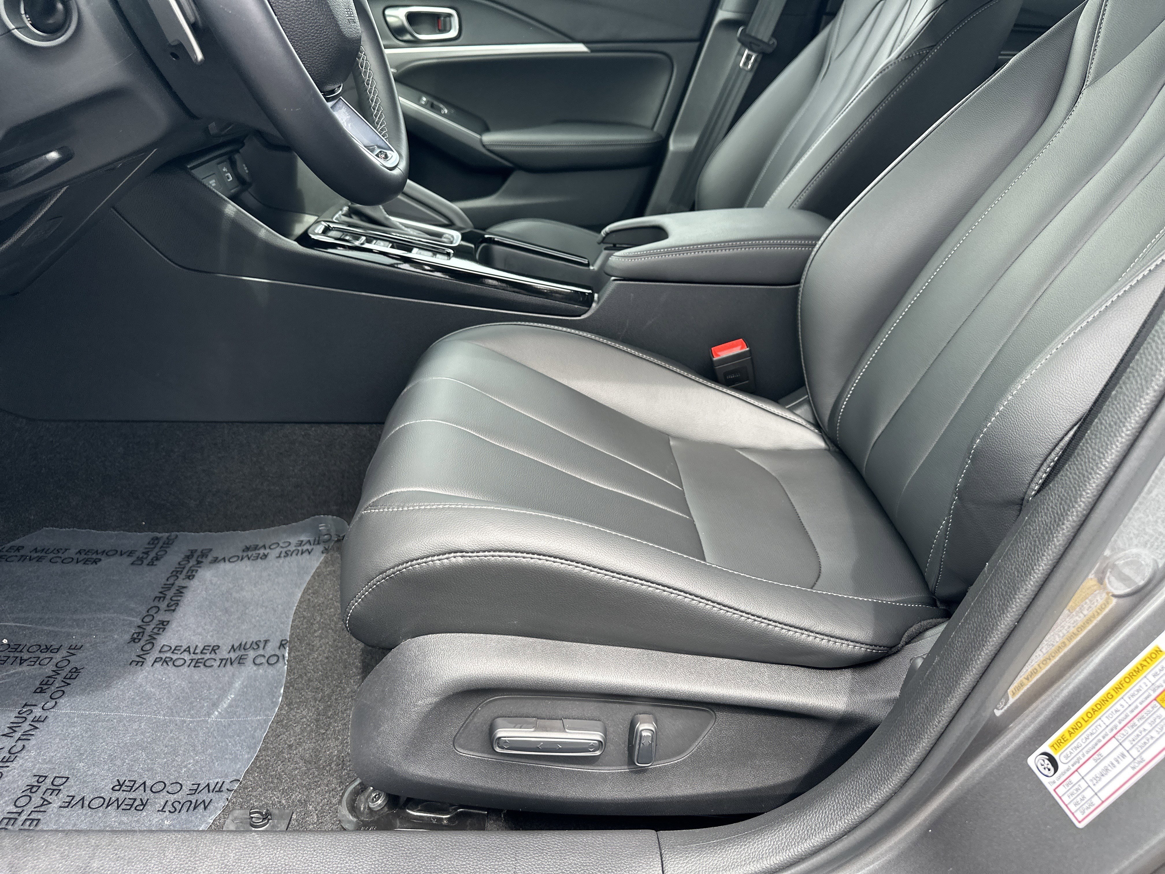 Certified Used 2025 Liquid Carbon Metallic Acura w/A-Spec Package image 9