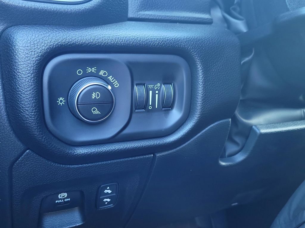 2026 RAM 1500 Laramie - Photo 18