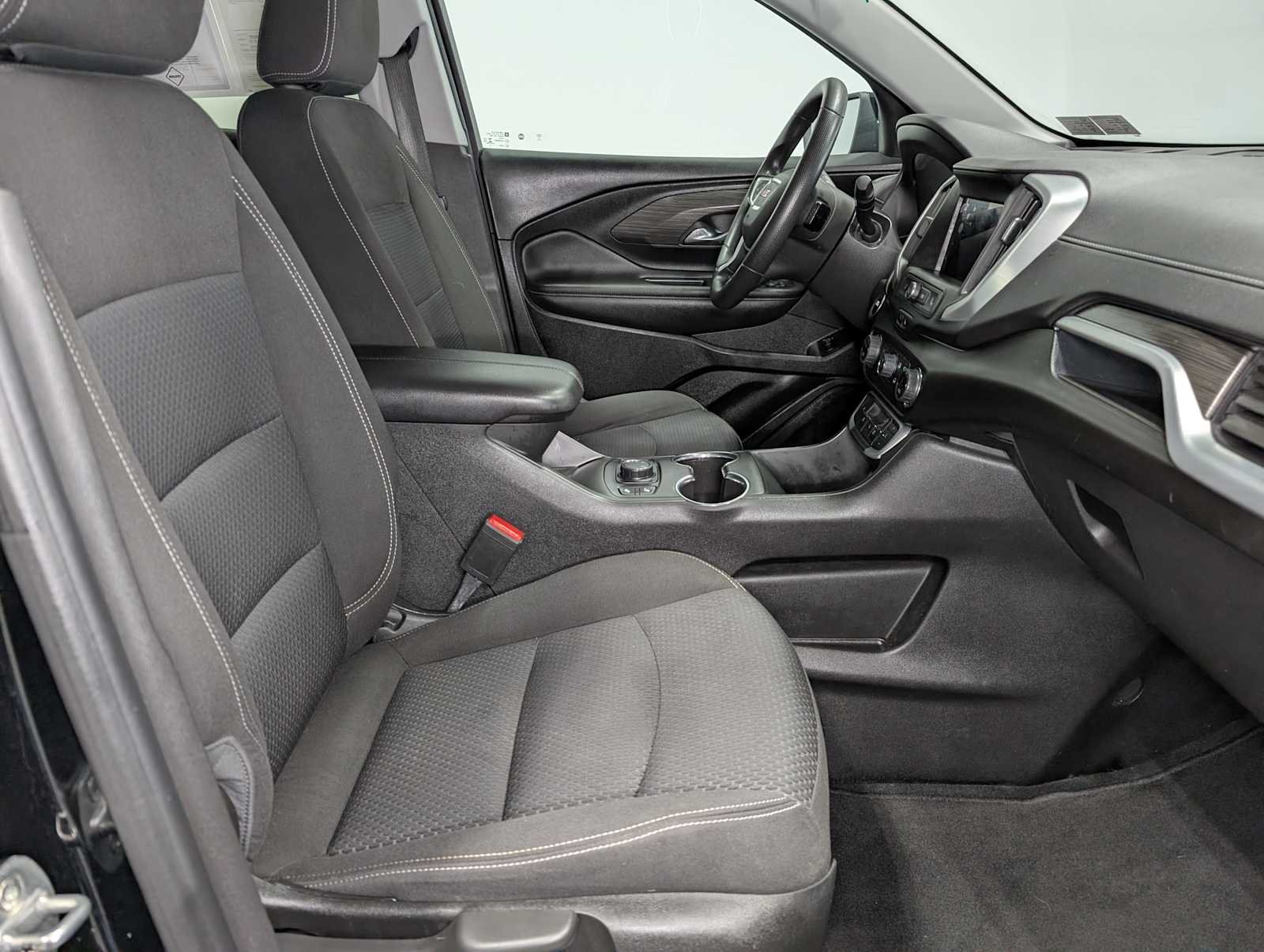 Used 2022 Ebony Twilight Metallic GMC SLE image 42