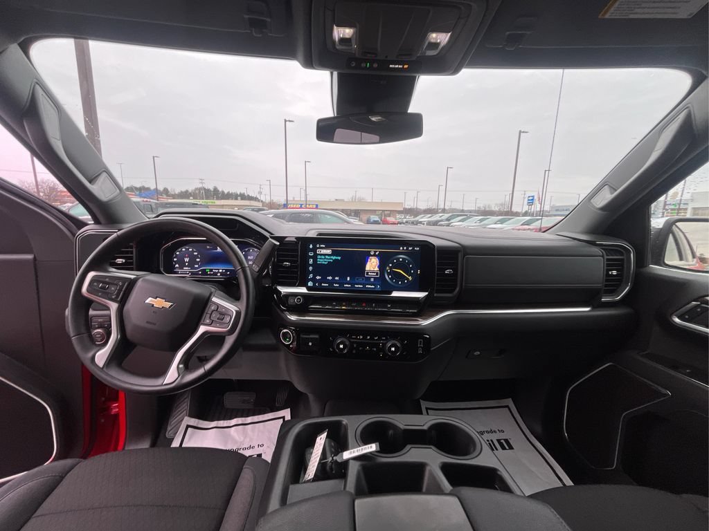 2025 Chevrolet Silverado 1500 LT - Photo 26