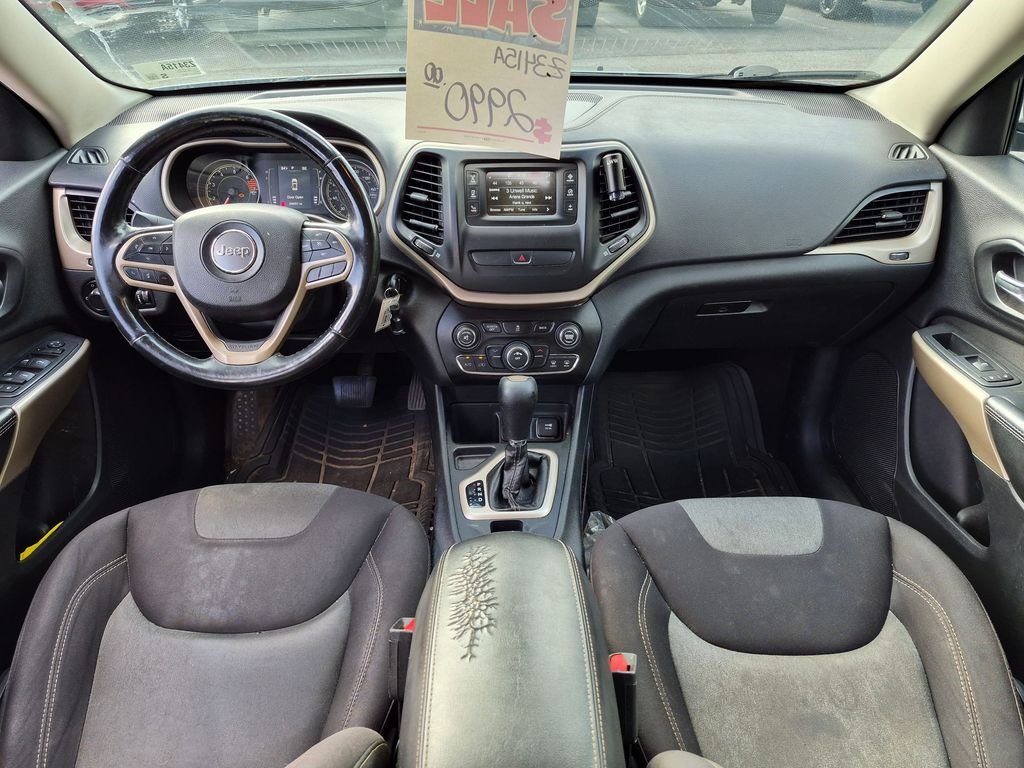 Used 2017 Silver Jeep Sport image 19