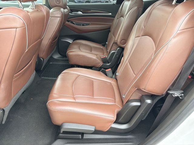 Used 2018 White Buick Avenir image 27