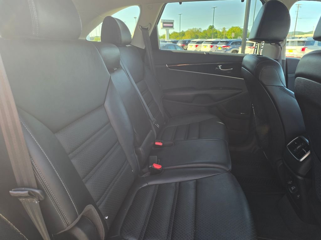 Used 2019 Silver Kia EX image 20
