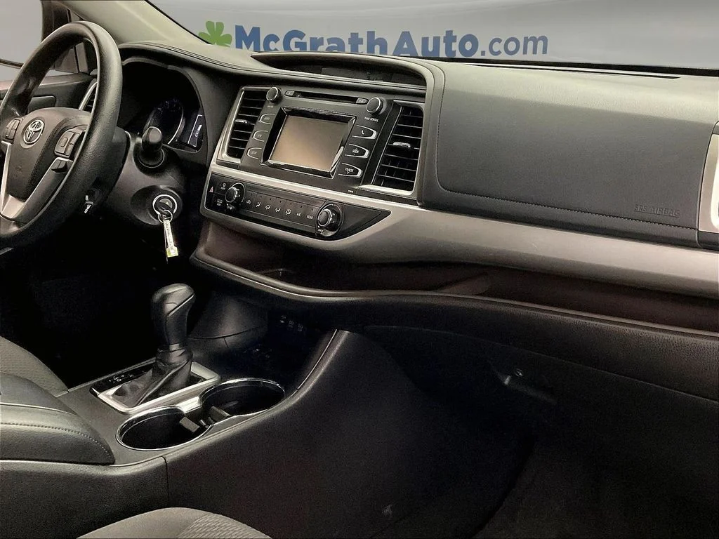 Certified Used 2019 White Toyota LE image 21
