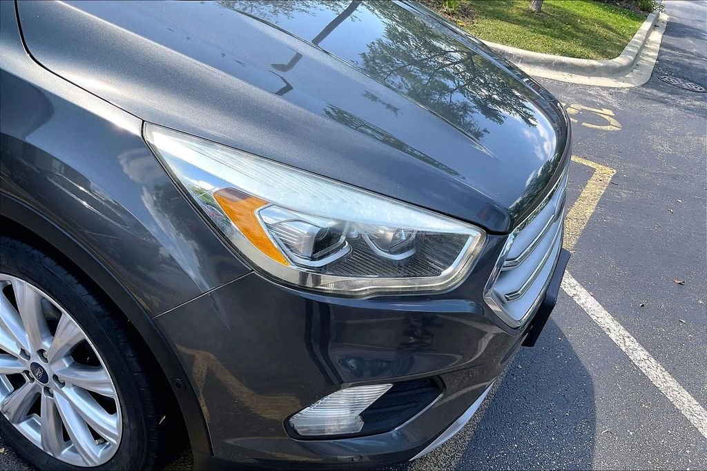 Used 2018 Gray Ford Titanium image 32