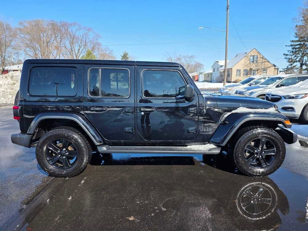2020 Jeep Wrangler Unlimited Sahara Altitude