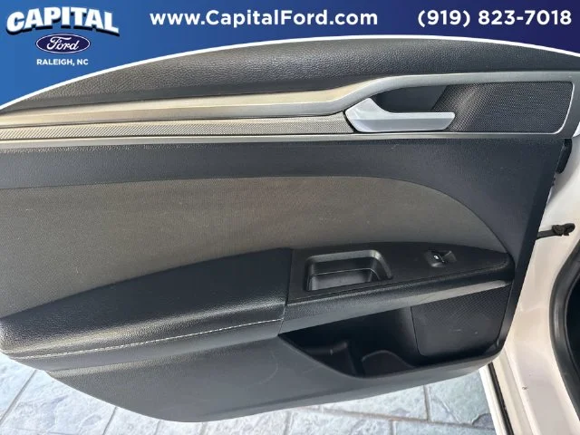 Used 2018 White Ford SE image 17