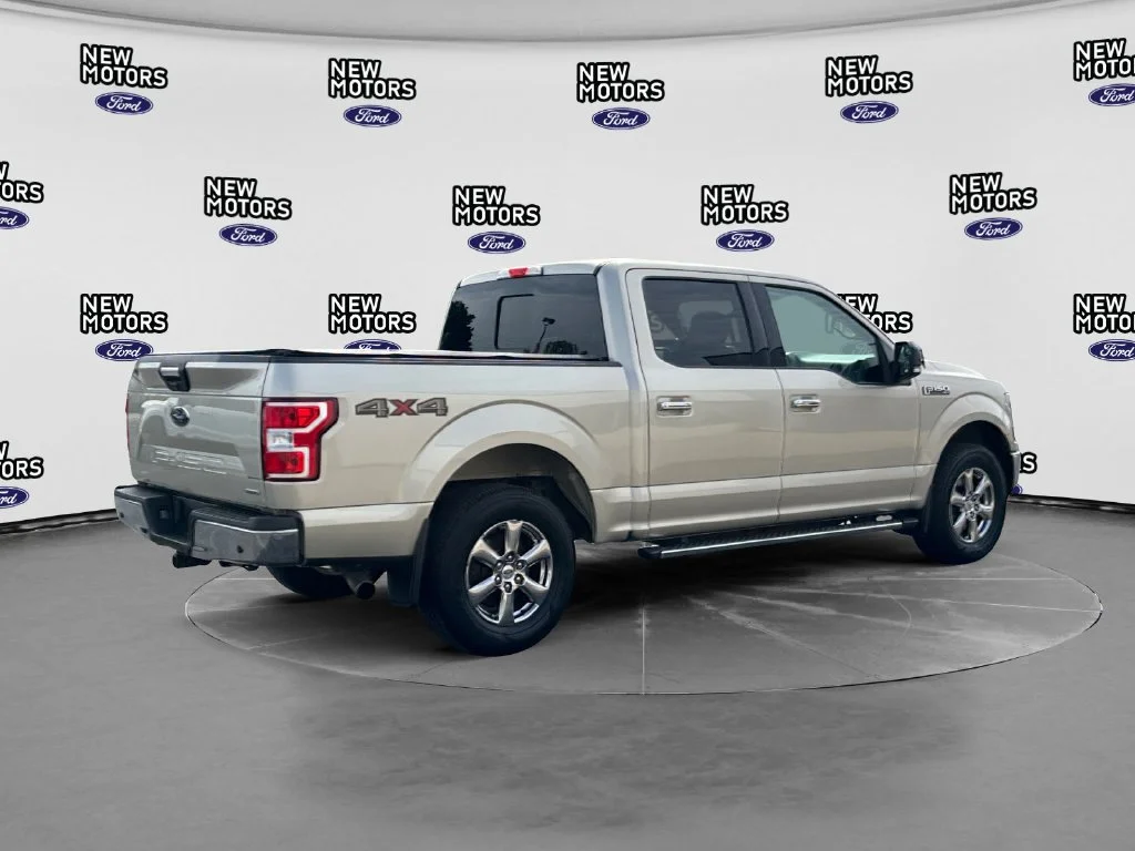 Used 2018 White Gold Ford XLT image 5