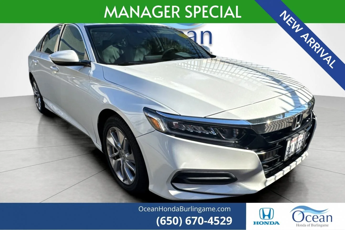 Used 2018 White Honda LX image 1