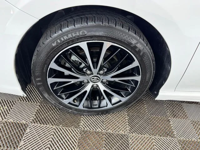 Used 2020 White Toyota SE image 26