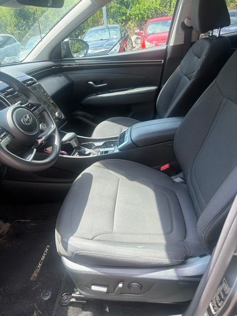 Used 2022 Black Hyundai SEL image 5