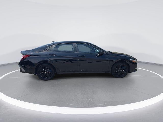 New 2026 Black Hyundai SEL Sport image 9