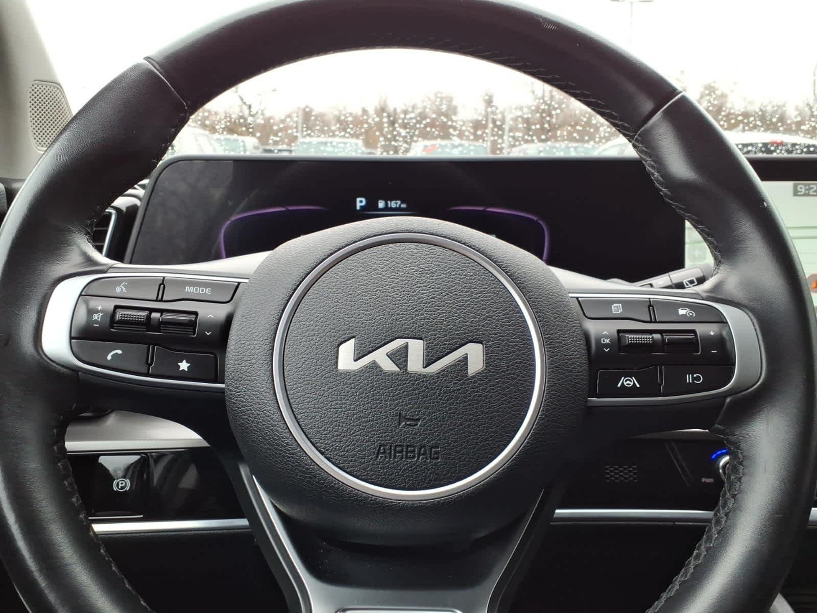 2023 Kia Sportage EX - Photo 13
