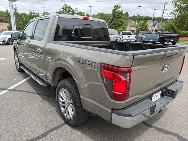 Used 2026 Gray Ford XLT image 5