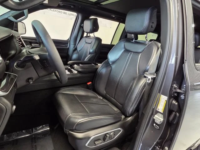 Used 2022 Gray Jeep Series I image 7