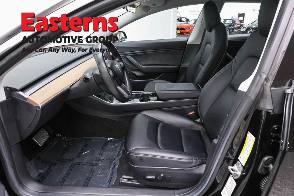 Used 2018 Black Tesla Long Range image 14