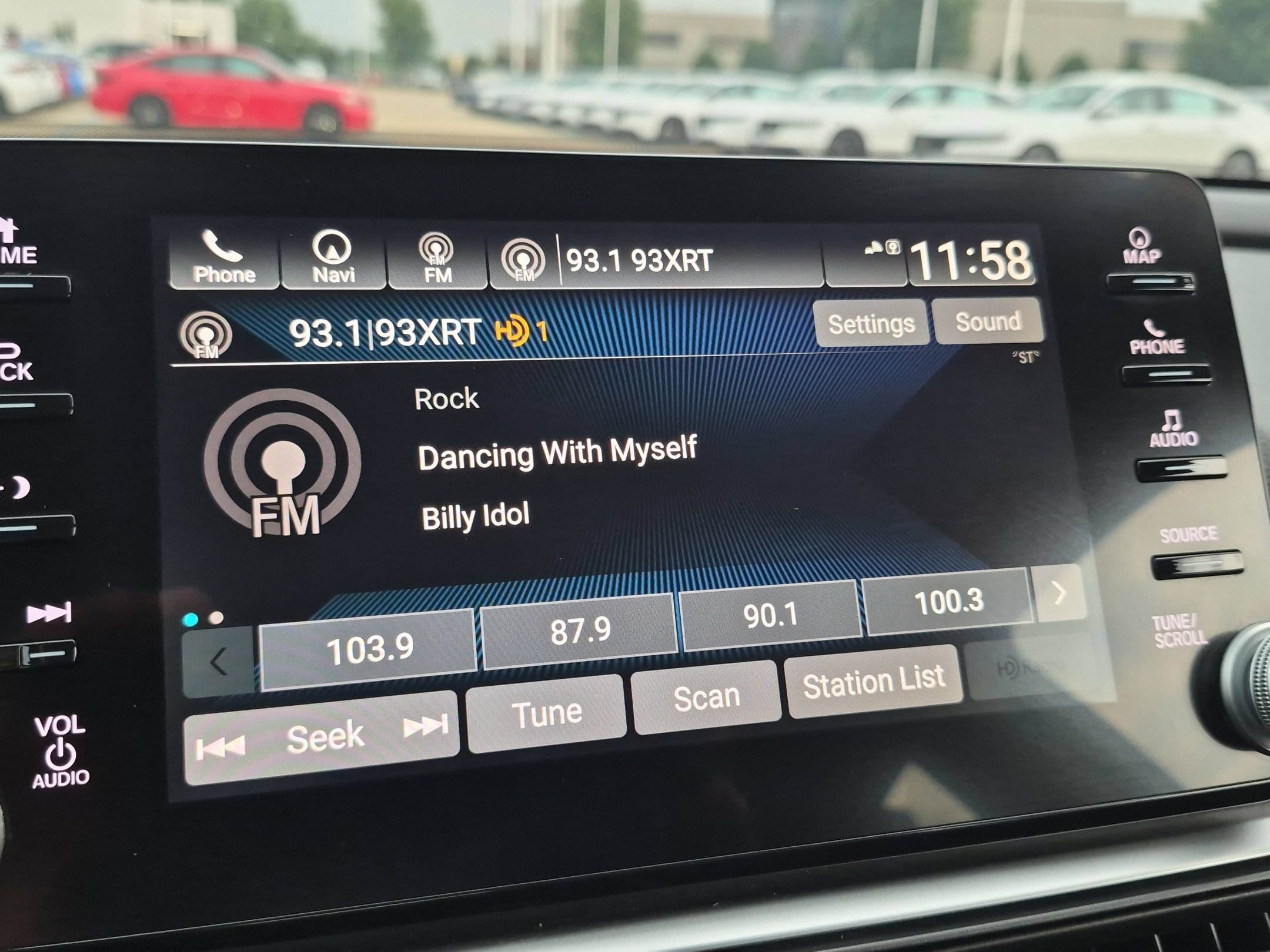 2018 Honda Accord Touring - Photo 18