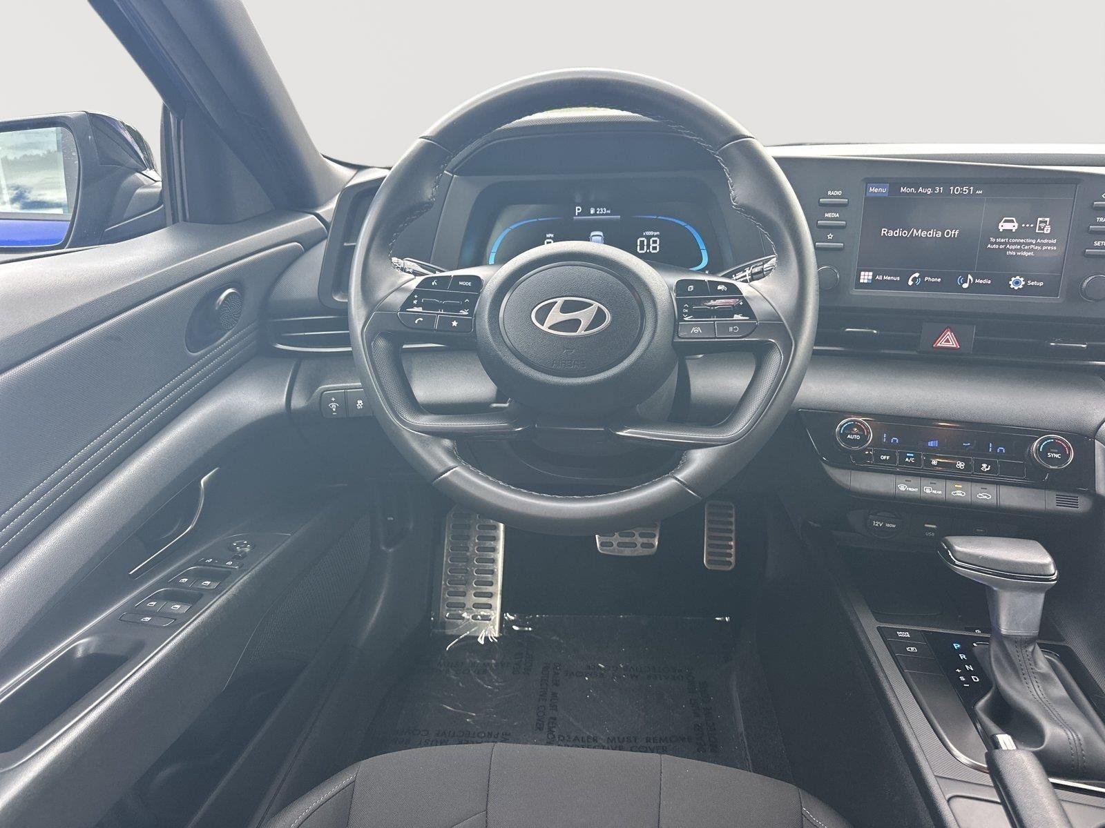 Used 2025 Intense Blue Hyundai SEL Sport image 19