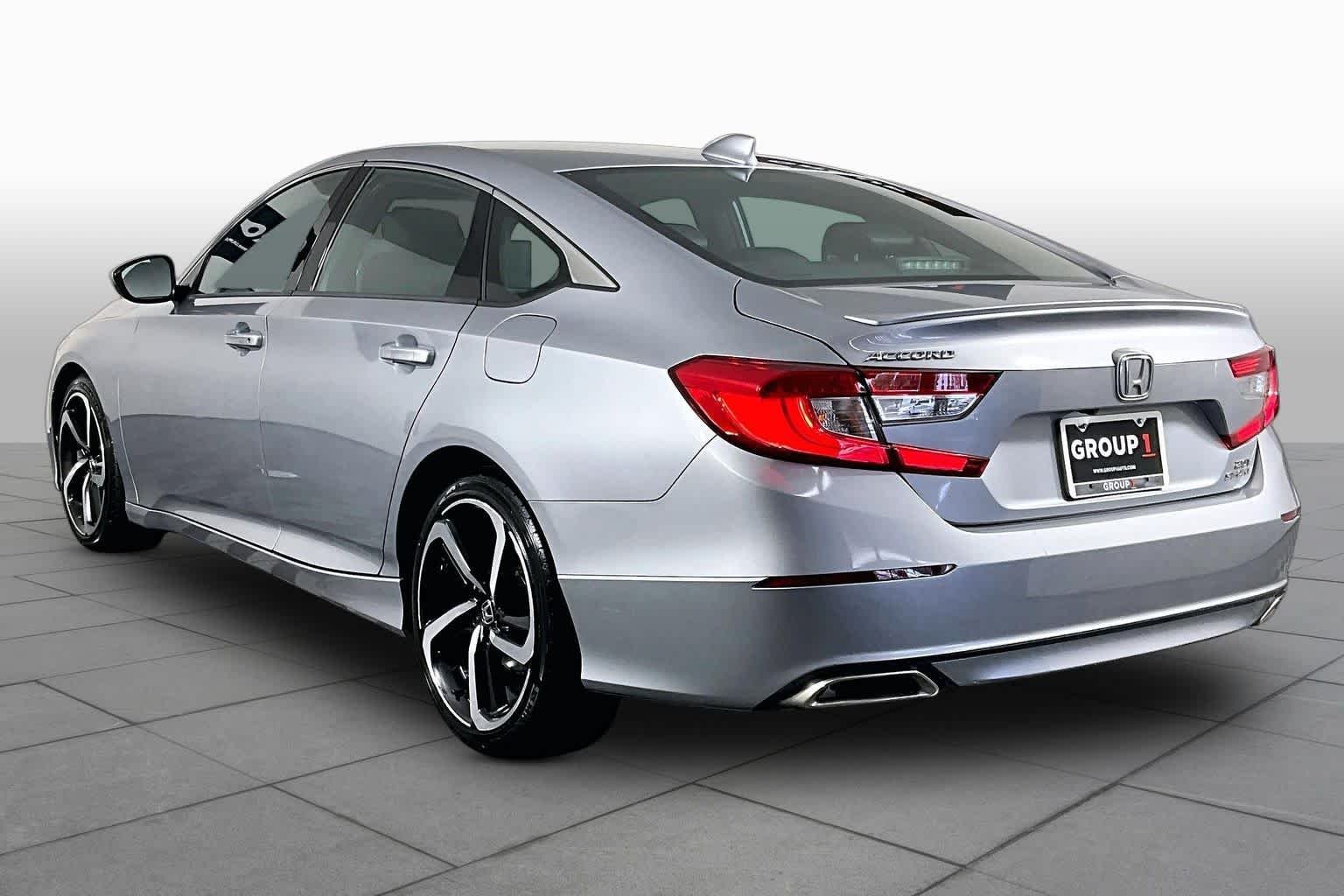 Used 2020 Lunar Silver Metallic Honda Sport image 12